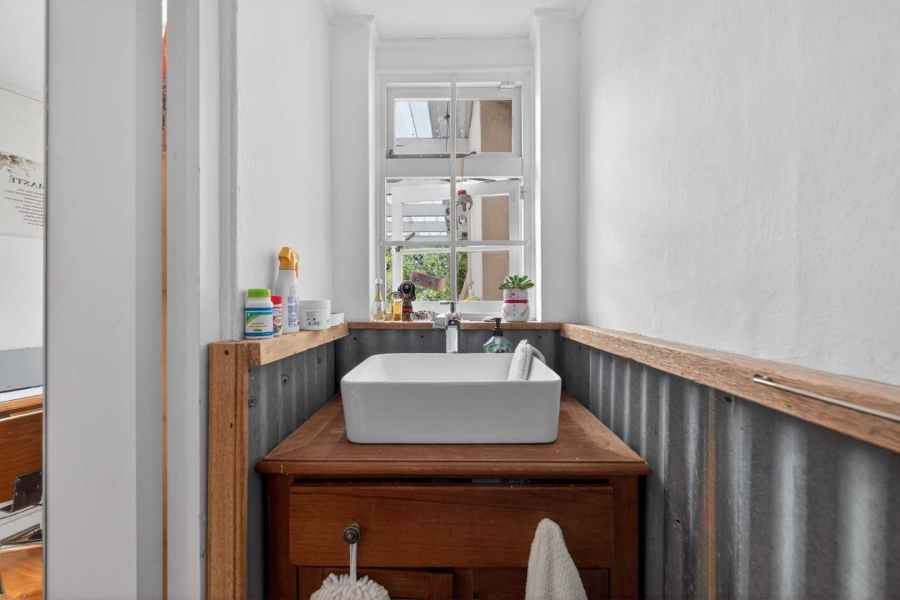 3 Bedroom Property for Sale in Higgovale Western Cape